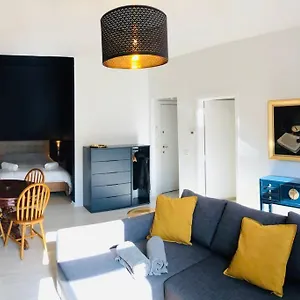 By Foot! Authenticity & Luxury Nearby Apartamento Bruselas