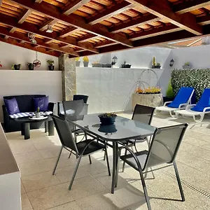 Casa Dos Montes Сasa de vacaciones Alvor